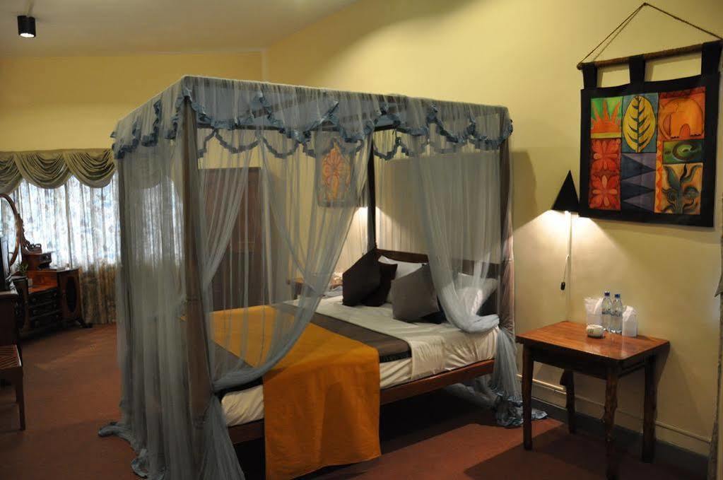 Orient Hotel Bandarawela Exterior foto